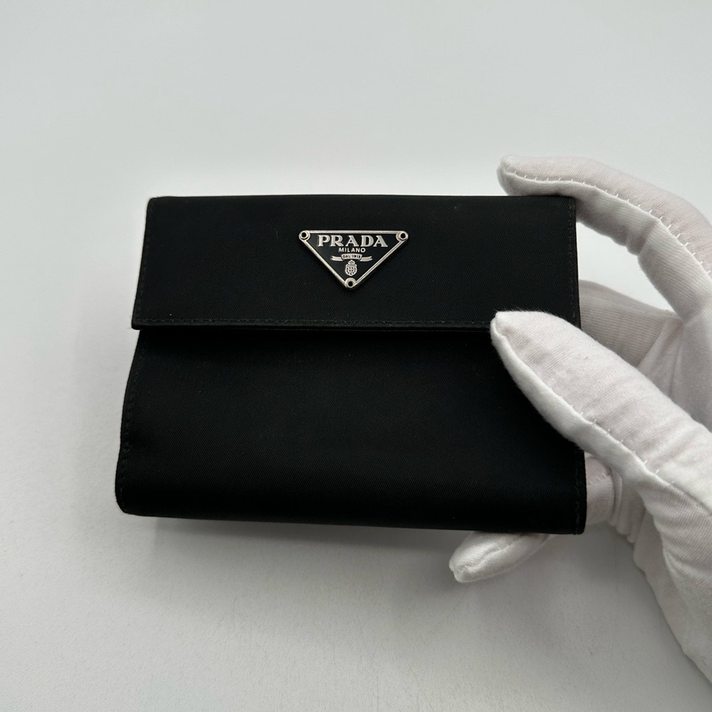 Prada Re Nylon Wallet - Picture 2 of 15